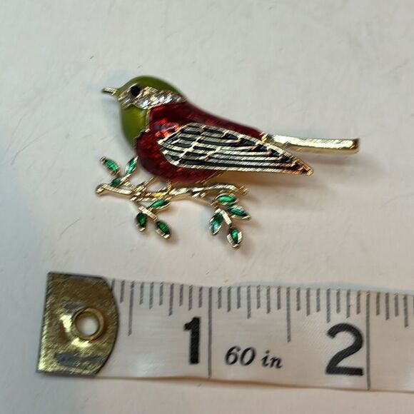 Colorful green and red enamel bird gold tone pin brooch statement jewelry - Picture 7 of 7